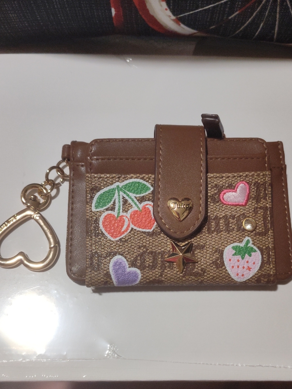 JUICY COUTURE Chestnut CHINO Mini Wallet All Things Juicy Fruit & Heart Patches